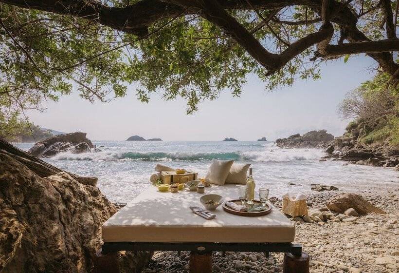 Отель Cala De Mar Resort & Spa Ixtapa