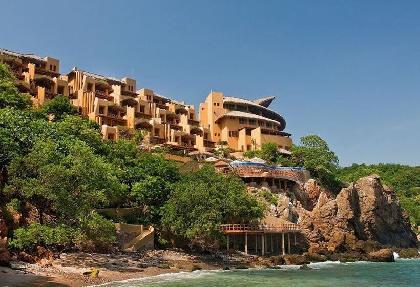 Отель Cala De Mar Resort & Spa Ixtapa