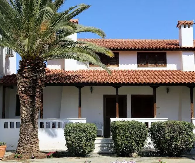 בית מלון כפרי Candia House