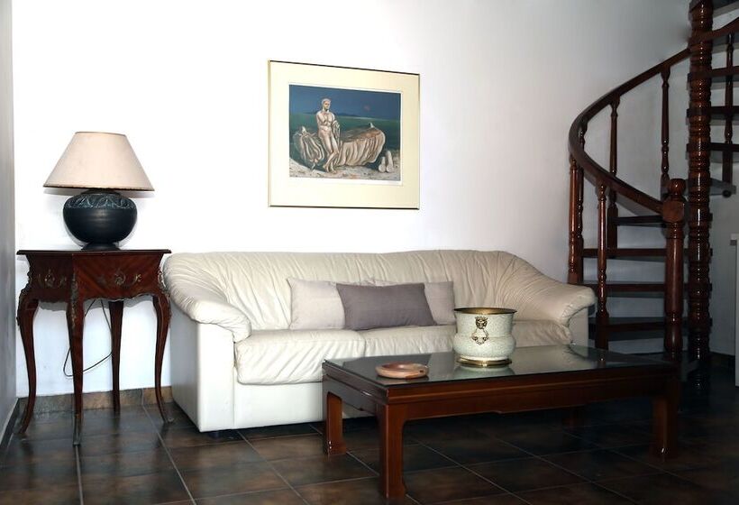 בית מלון כפרי Candia House