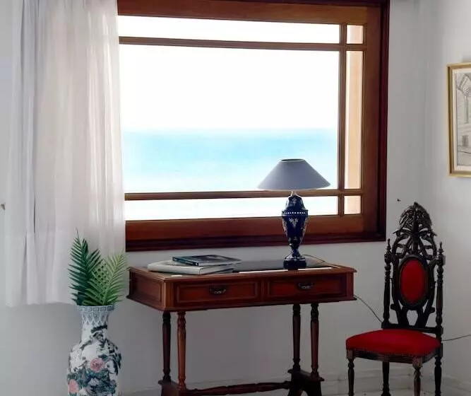 בית מלון כפרי Candia House