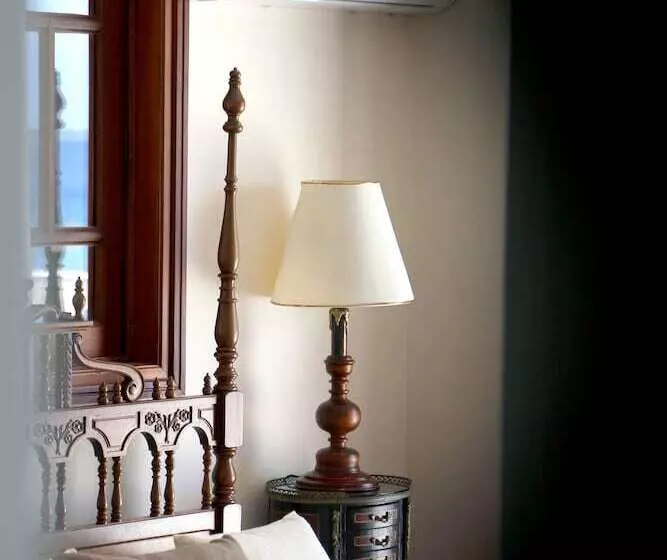 בית מלון כפרי Candia House