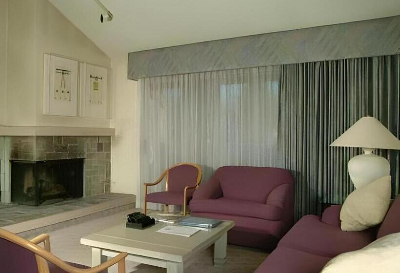 فندق Club Lakeridge Resort