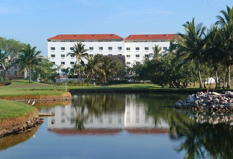 فندق Comfort Inn Puerto Vallarta Golfside & Marina