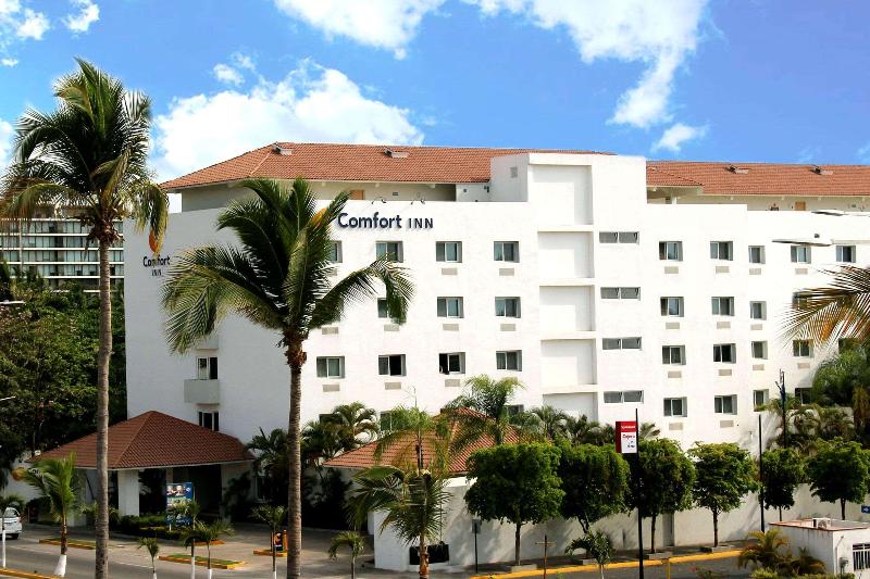 فندق Comfort Inn Puerto Vallarta Golfside & Marina