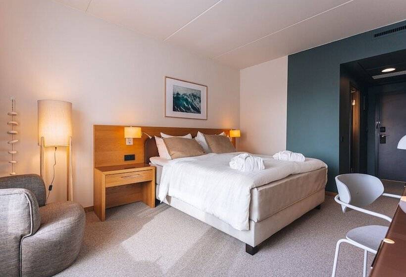 هتل Courtyard By Marriott Stockholm Kungsholmen