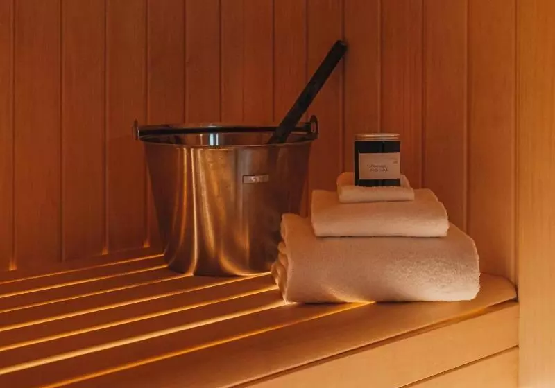 호텔 Courtyard By Marriott Stockholm Kungsholmen