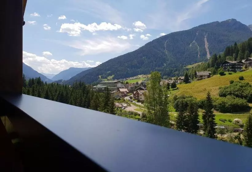 בית מלון כפרי Debra Park