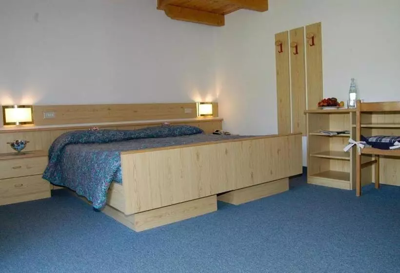 בית מלון כפרי Debra Park