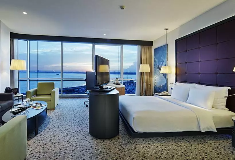 هتل Doubletree By Hilton Istanbulmoda