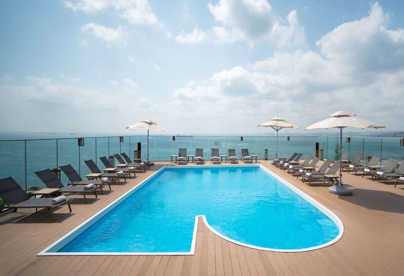 Hotel Doubletree By Hilton Istanbulmoda