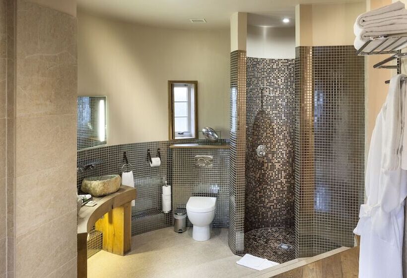 בית מלון כפרי Glenskirlie Castle