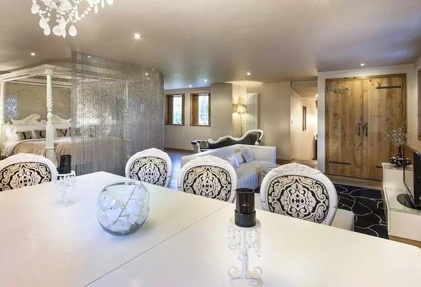 هتل Glenskirlie Castle