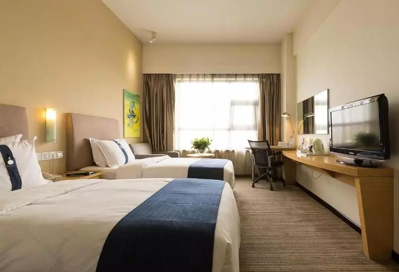 Отель Holiday Inn Express Suzhou Changjiang, An Ihg