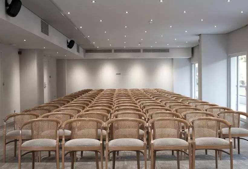 King Saron Hotel Resort