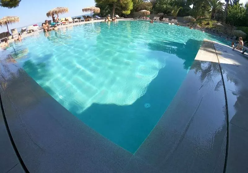 King Saron Hotel Resort