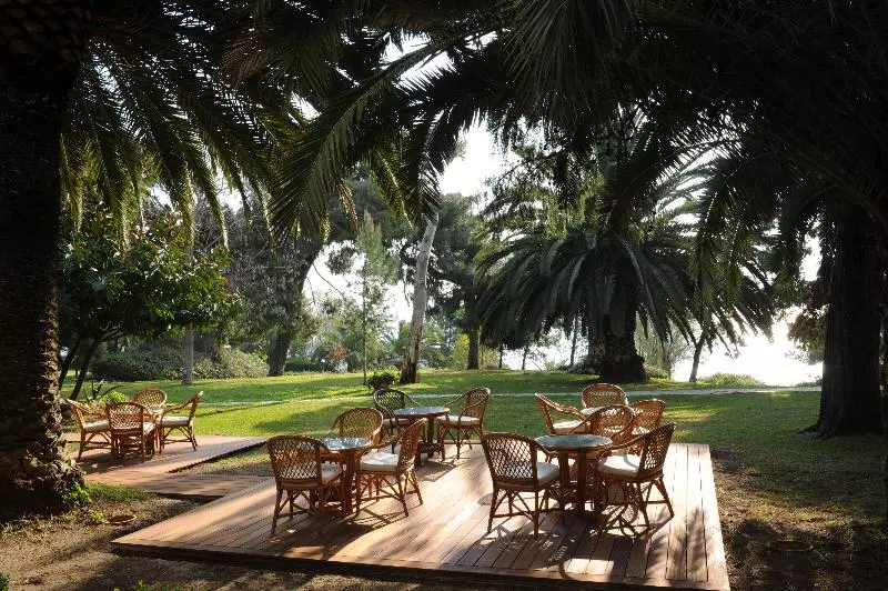 King Saron Hotel Resort