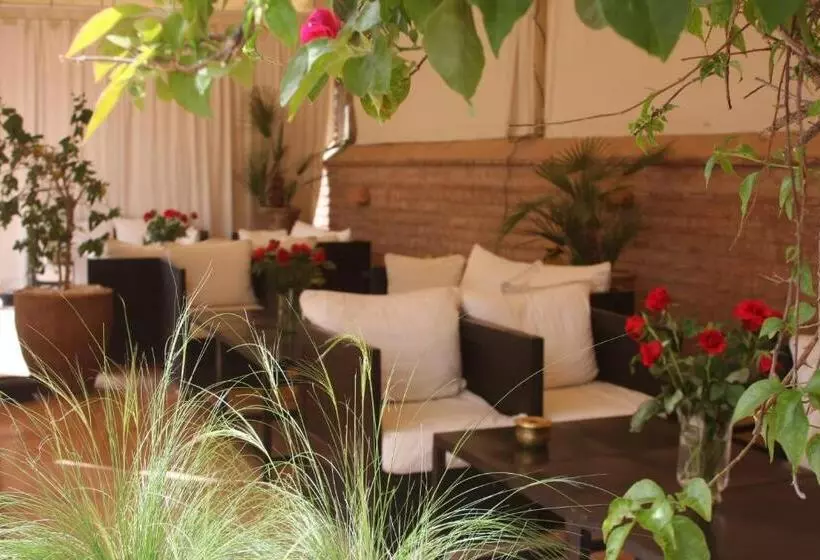 هتل La Villa Nomade