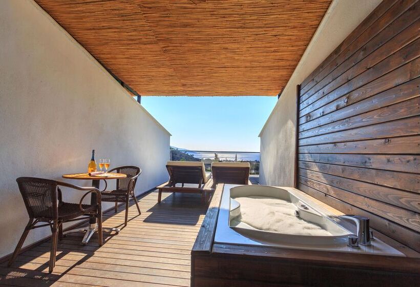 فندق Manaspark Deluxe