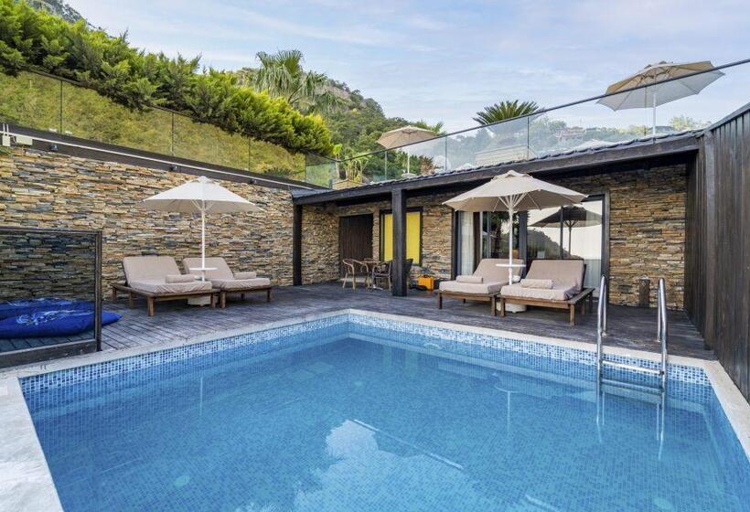 فندق Manaspark Deluxe