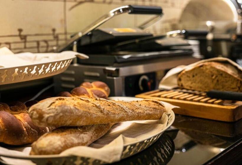 فندق Milano Scala