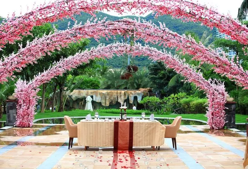 Hotelli Mingshen Golf & Bay Resort Sanya