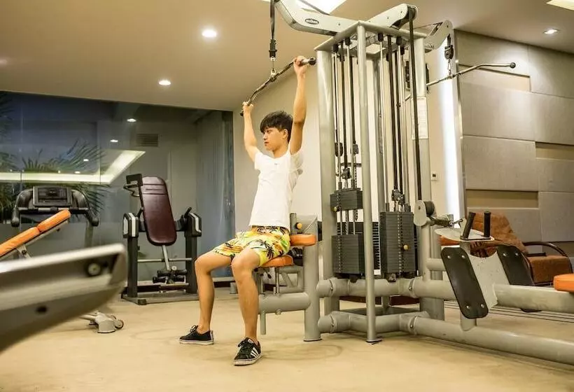 Hotelli Mingshen Golf & Bay Resort Sanya