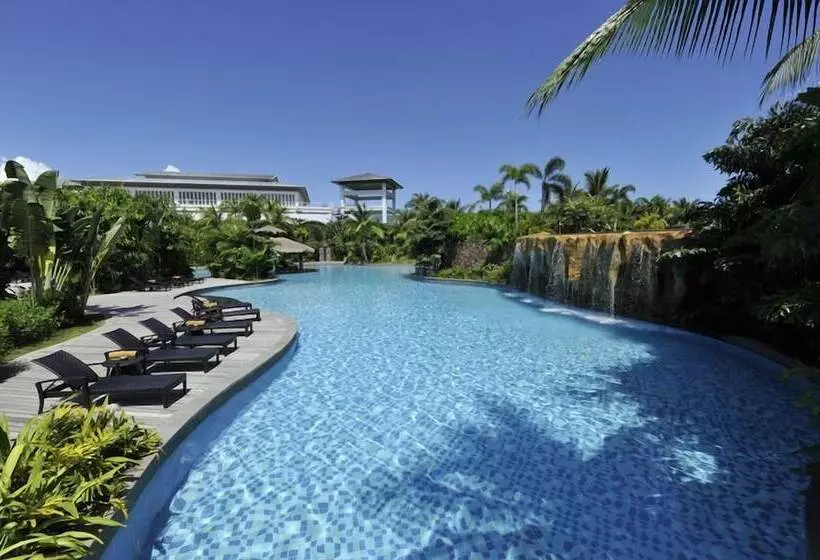 Hotelli Mingshen Golf & Bay Resort Sanya