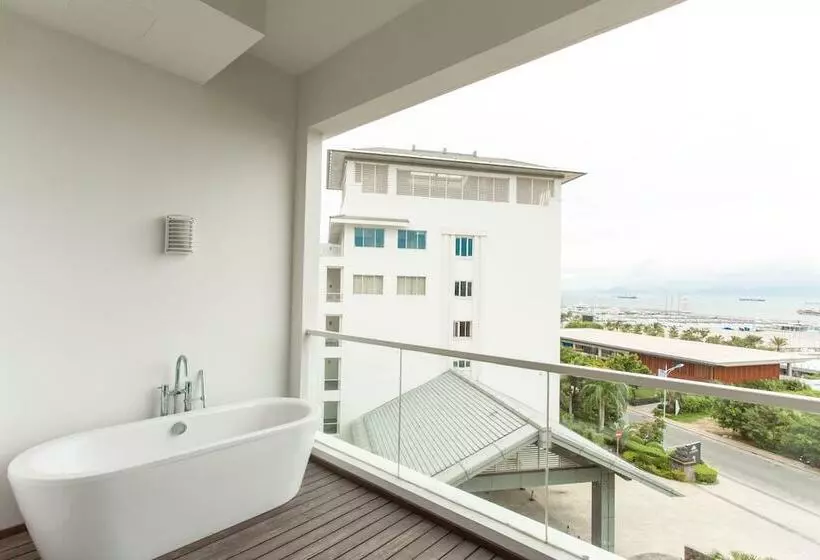 Hotelli Mingshen Golf & Bay Resort Sanya