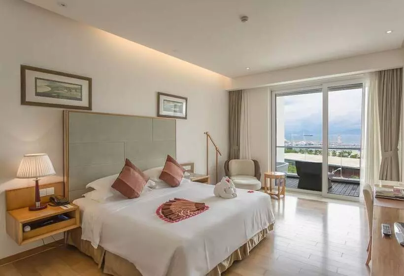 Hotelli Mingshen Golf & Bay Resort Sanya