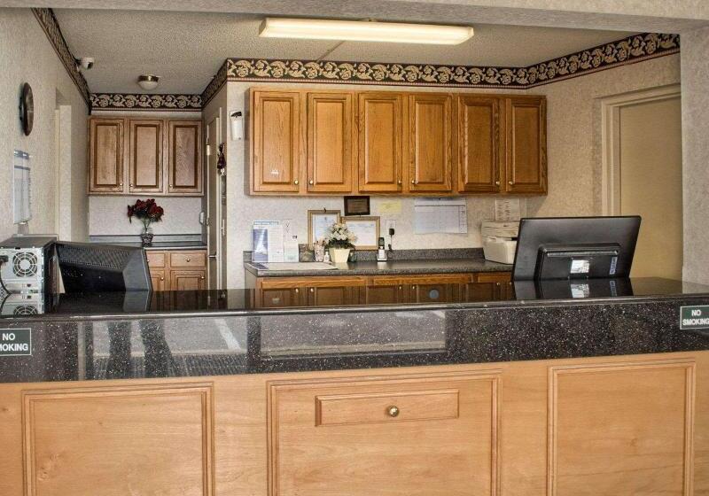 Отель Rodeway Inn