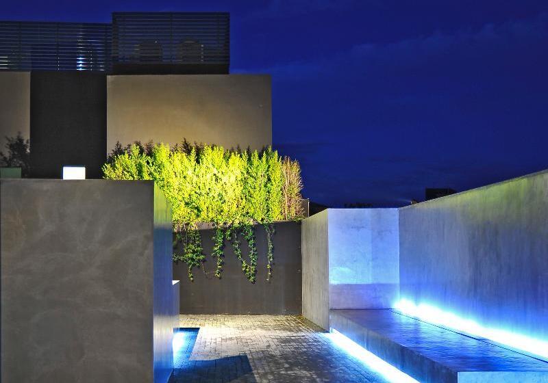 فندق Romano House