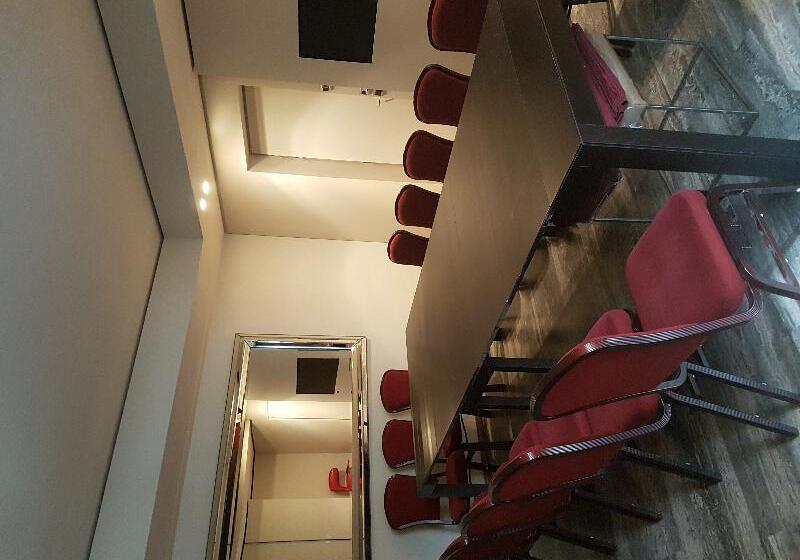 فندق Romano House