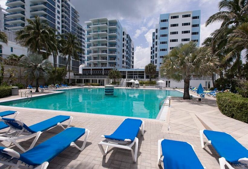 هتل Sherry Frontenac Oceanfront