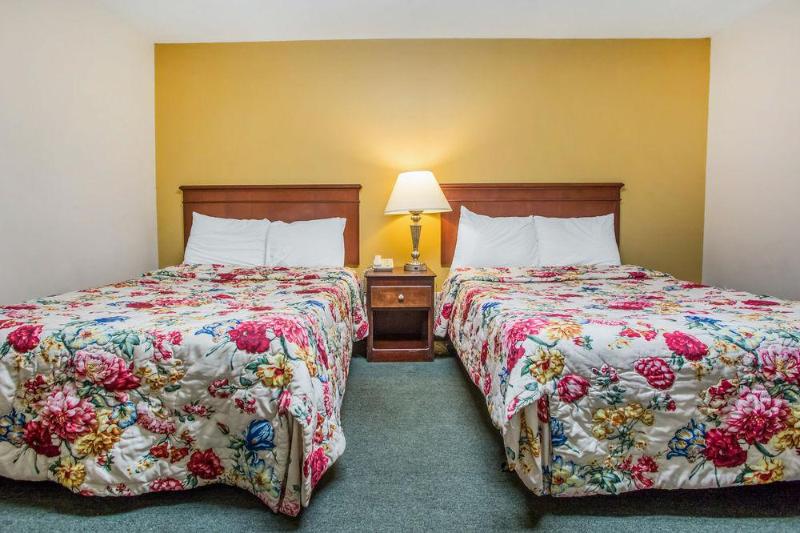 فندق Tourist Inn