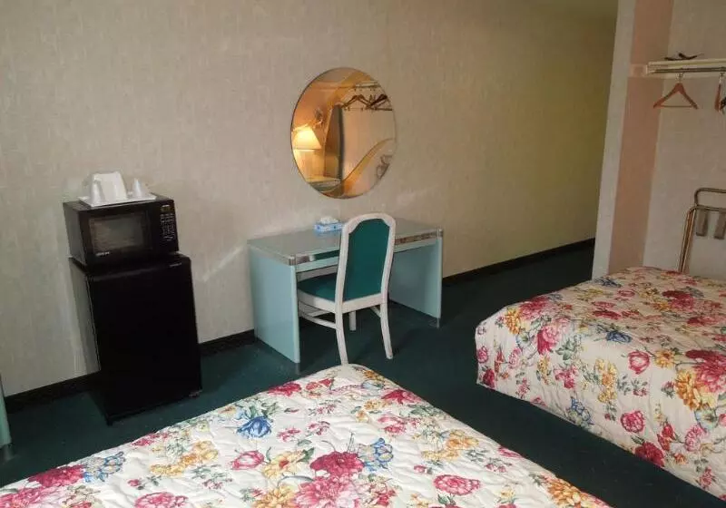 ホテル Tourist Inn