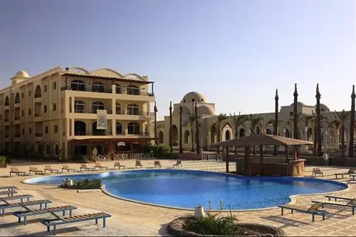 Palm Beach Piazza Apartments