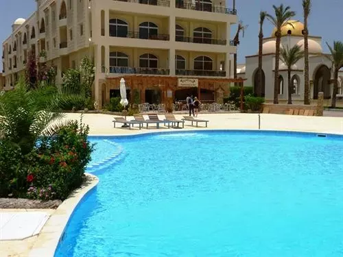 Palm Beach Piazza Apartments