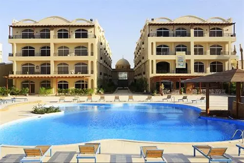 Palm Beach Piazza Apartments