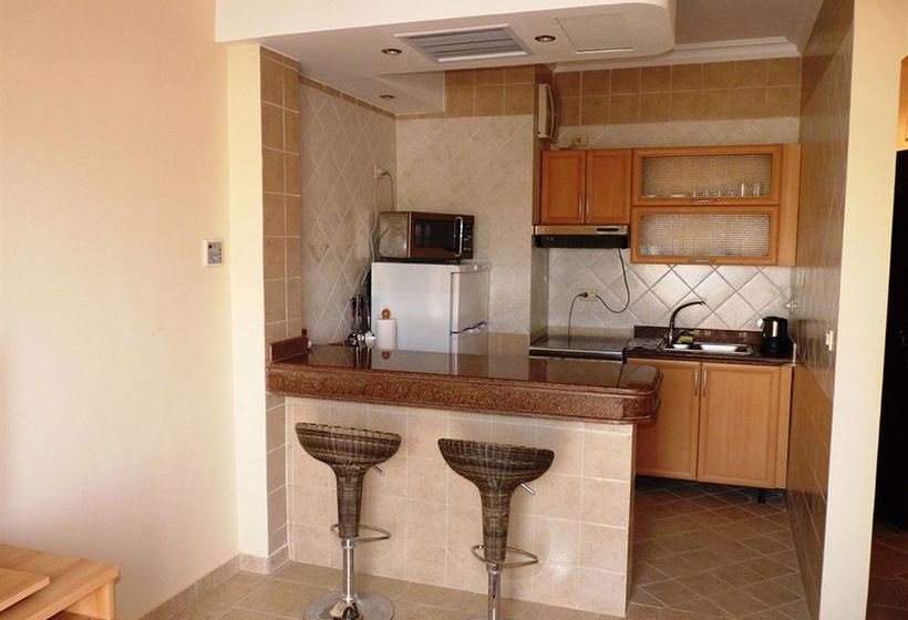 Palm Beach Piazza Apartments