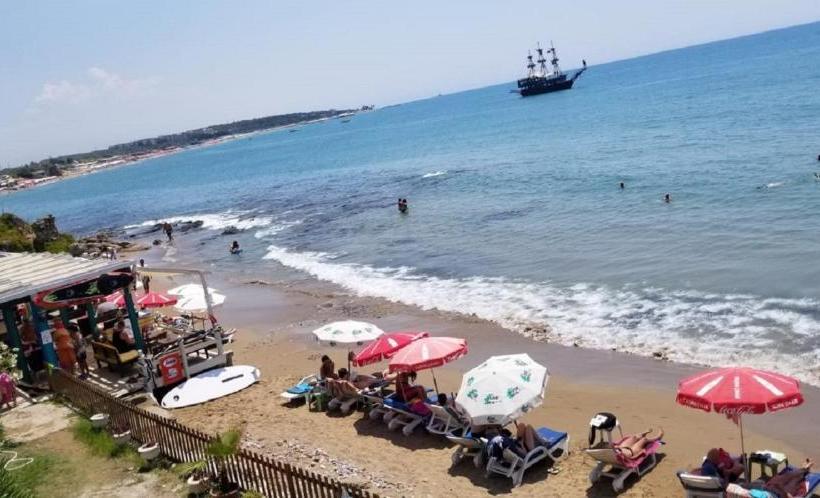 מוטל Poseidon  Side