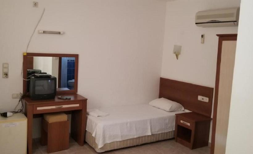 מוטל Poseidon  Side