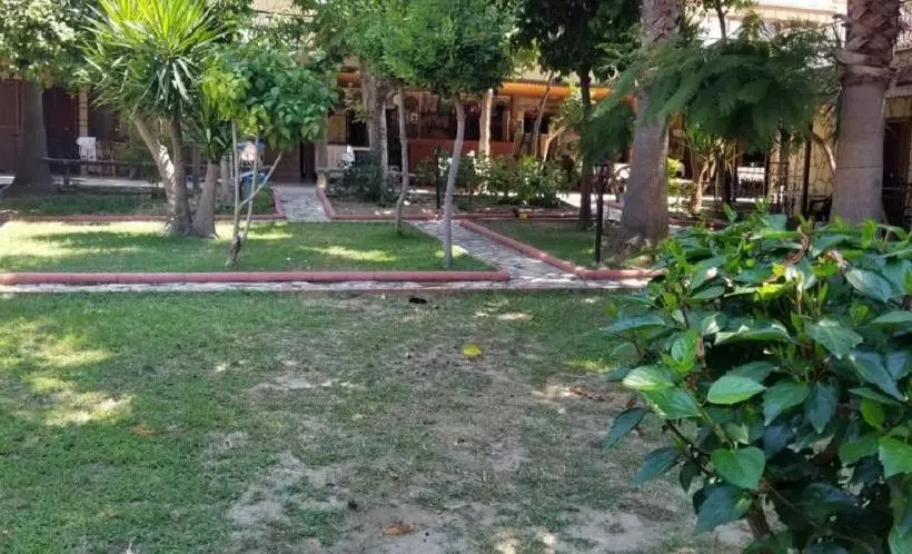 Мотель Poseidon  Side