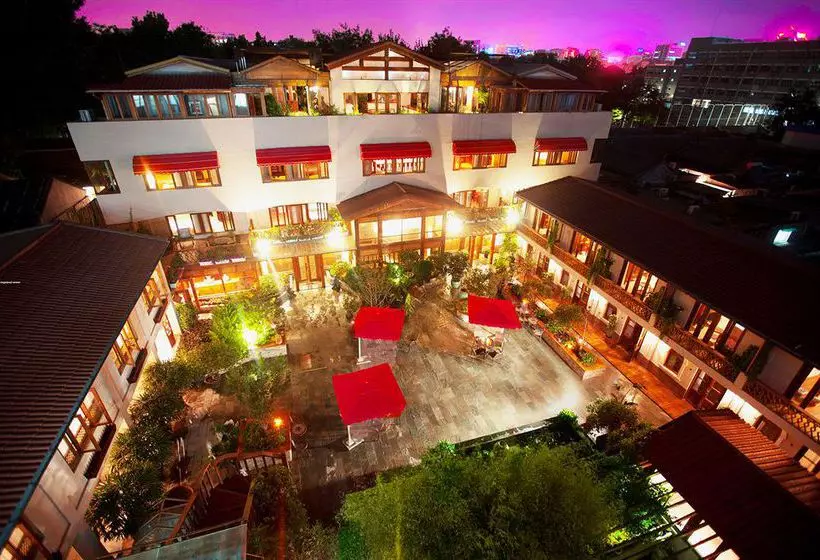 Red Wall Garden Hotel