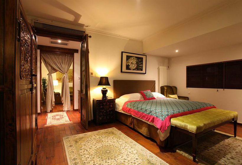 Red Wall Garden Hotel