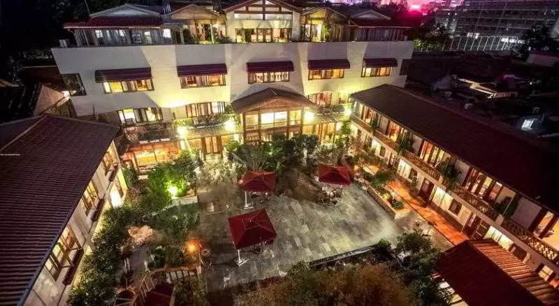 Red Wall Garden Hotel