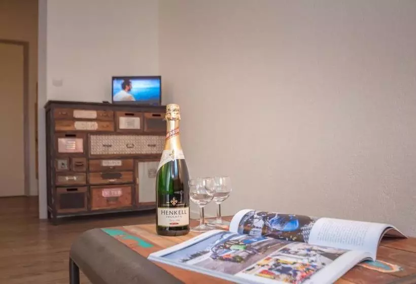 Résidence Pierre & Vacances La Rivière