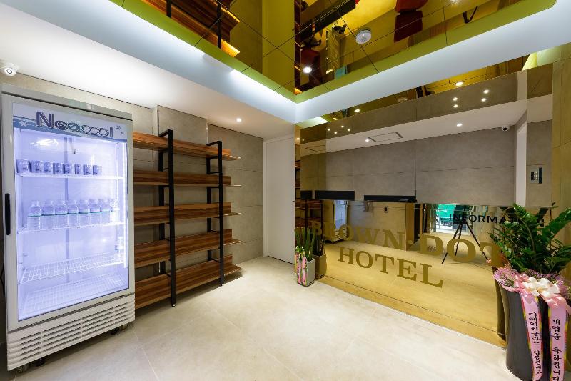 Brown Dot Hotel Cheonan