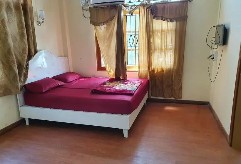 هتل Nay La Guest House