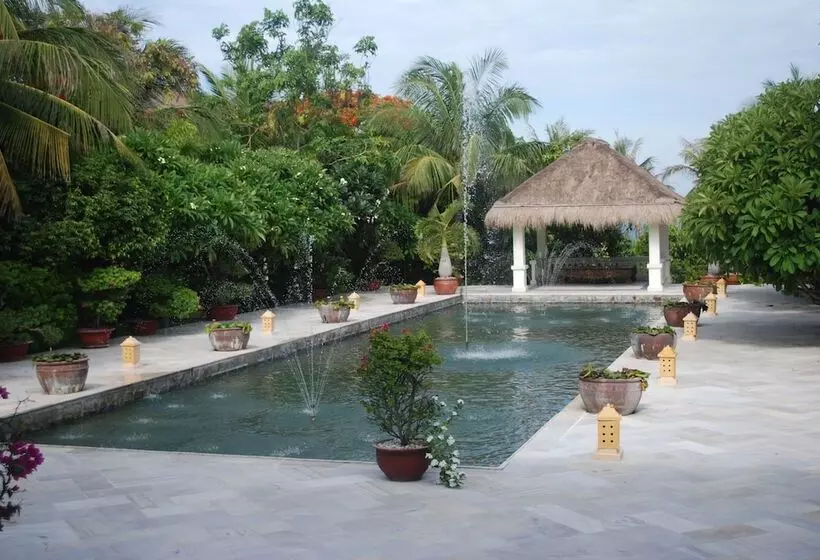 Allezboo Beach Resort & Spa